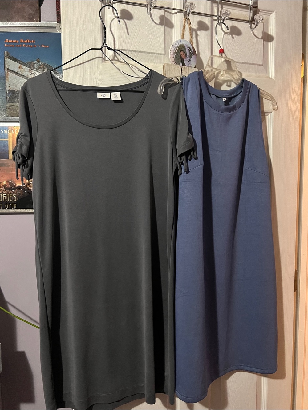 2 Dresses Black Short-Sleeve Dress with Knotted Ties & Blue Wash & Wear dress